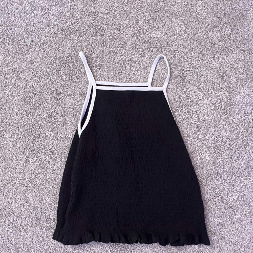 CUTE BLACK TOP